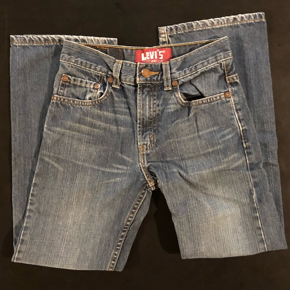 Boys Levi’s 527 size 12reg W26 x L26